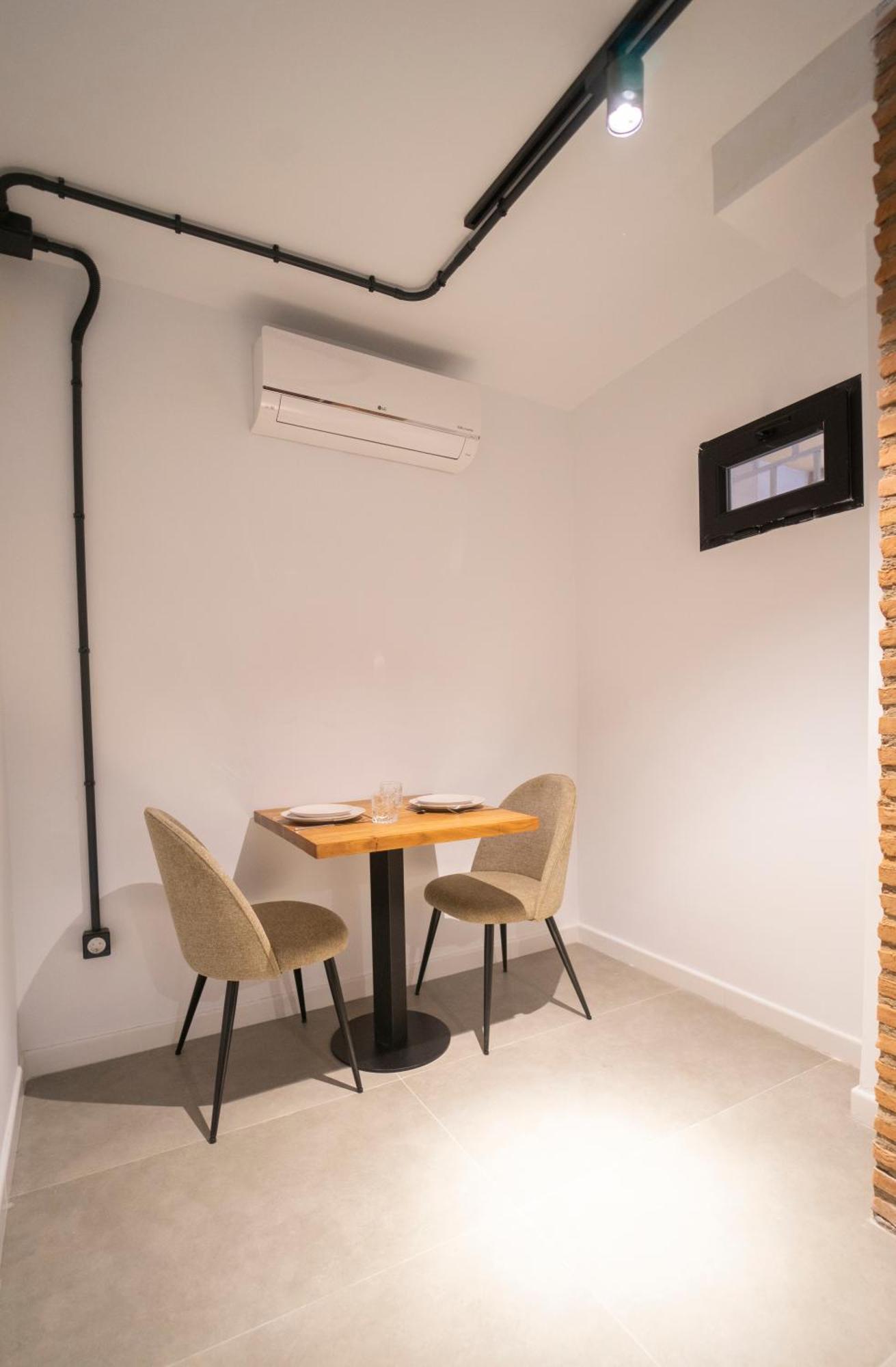 H&H Suite Oasis Granada Exterior photo
